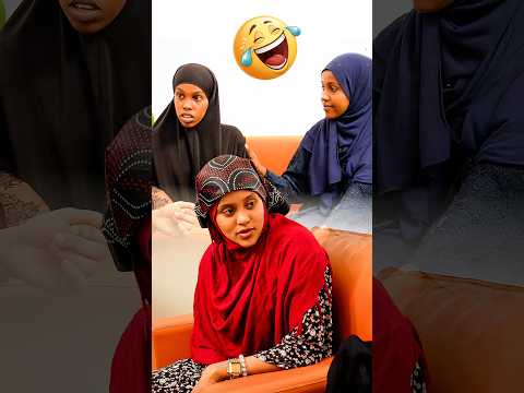 Waa iska sidaan markaad war ku dhurtid qof dhala cadeey ah oo wax qarin karin.